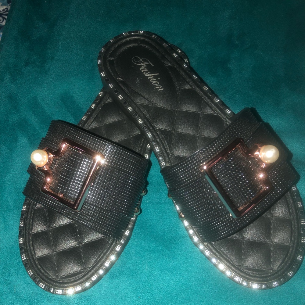 Stylish Black Slide Sandals with Pearl and Gold Tone Buckle